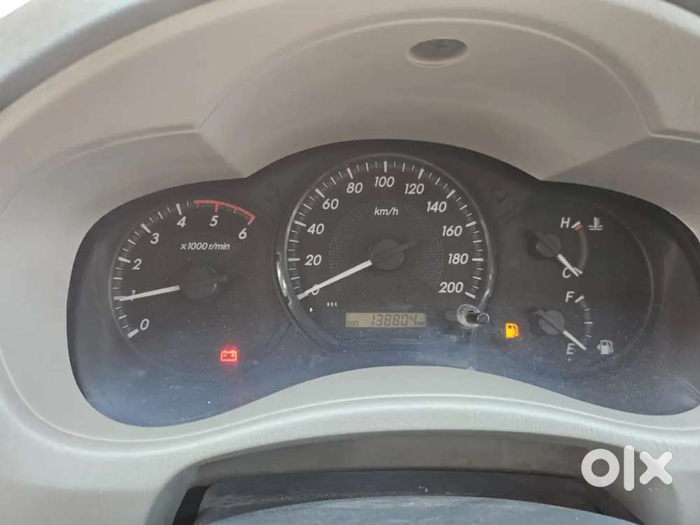 Inova 2.5 G (8 Sitter)