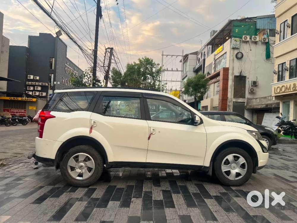 Mahindra Xuv500 At W6 2wd, 2017, Diesel