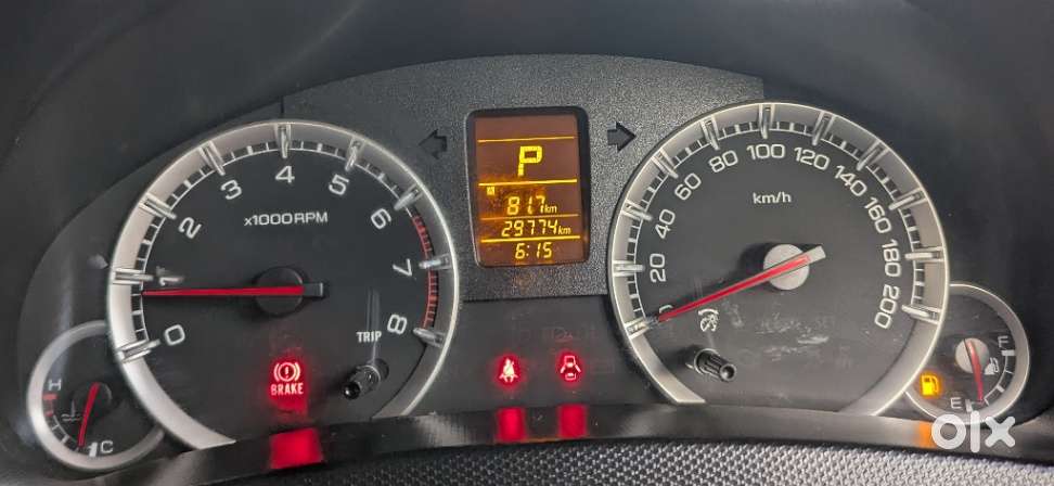 Maruti Suzuki Swift Dzire Amt Vxi, 2016, Petrol