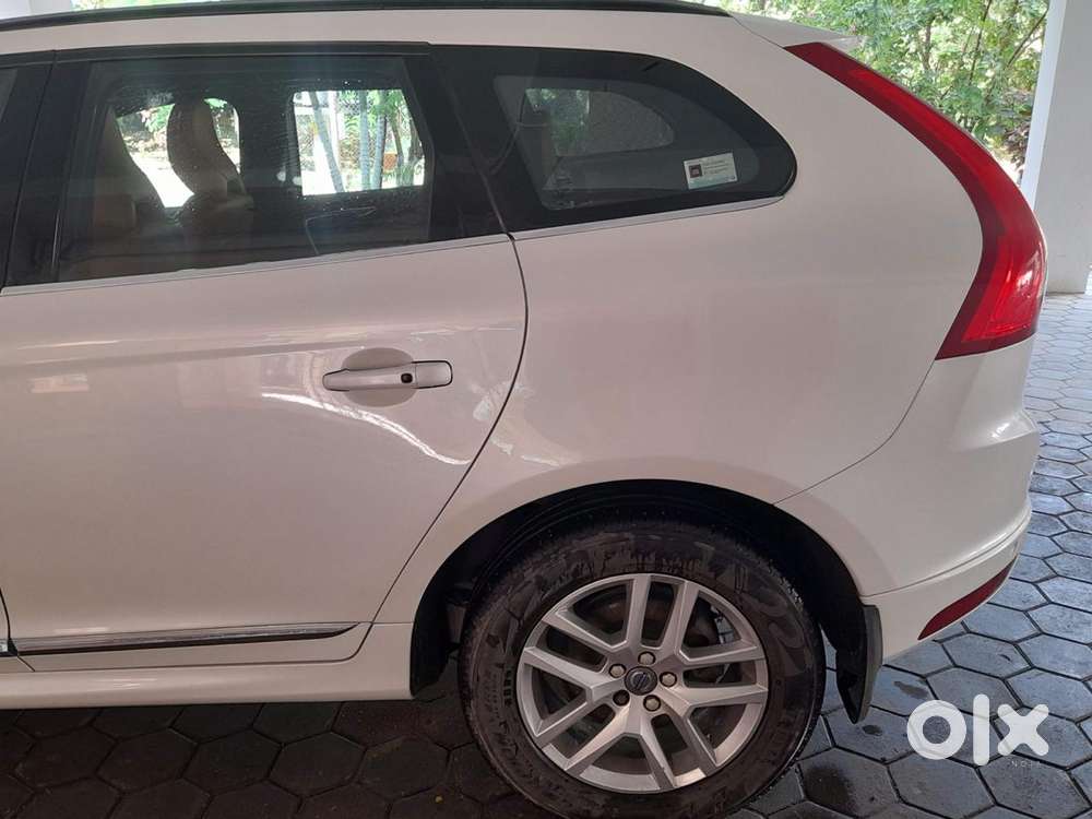 Volvo Xc60 2.4 D5 Awd At, 2016, Diesel