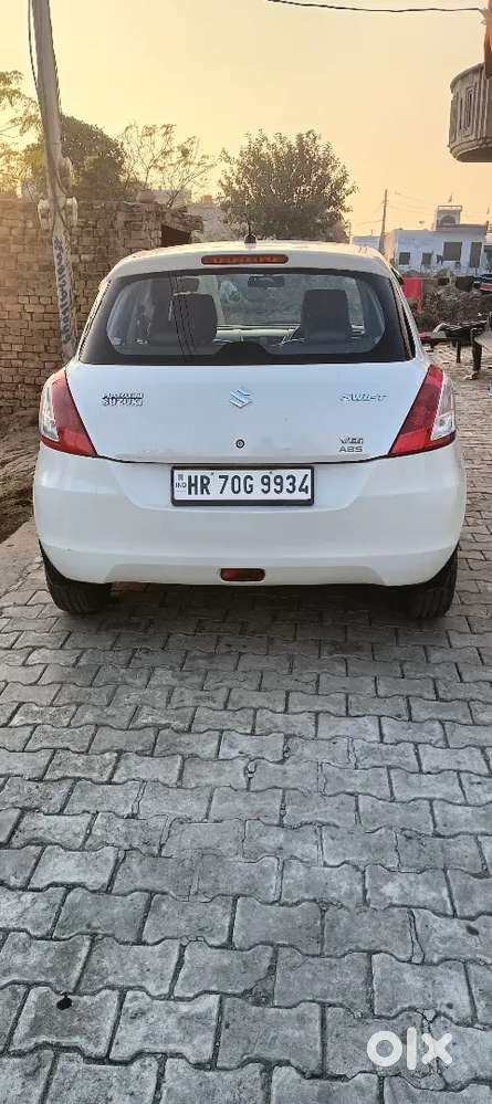 Maruti Suzuki Swift 2015