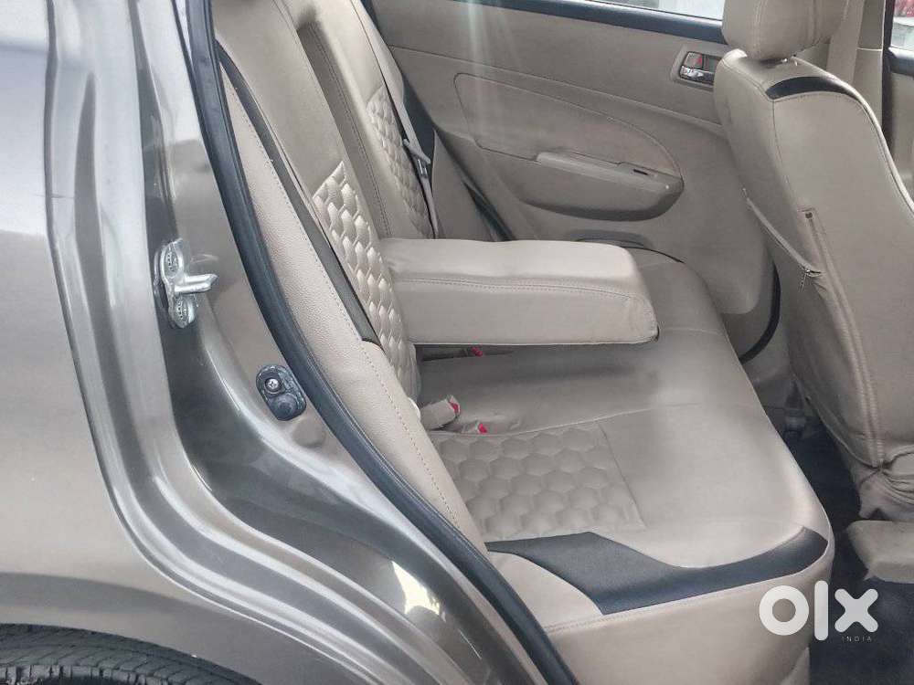 Maruti Suzuki Swift Dzire 1.2 Vxi Bsiv, 2015, Petrol