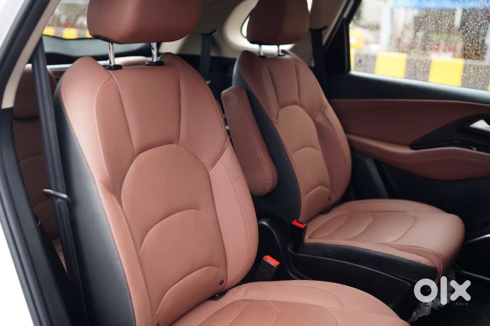 Mg Hector Plus, 2023, Petrol