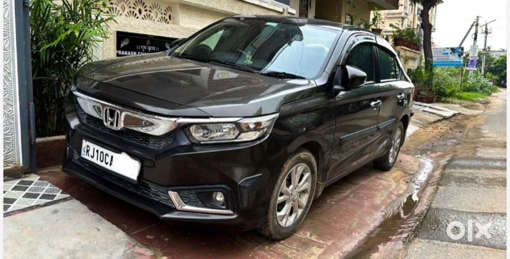 Honda Amaze 2nd Gen Petrol Well Maintained