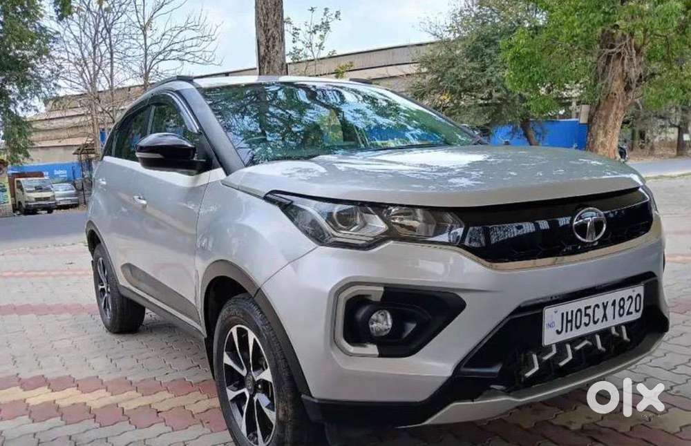 Tata Nexon 5 Petrol Good Condition