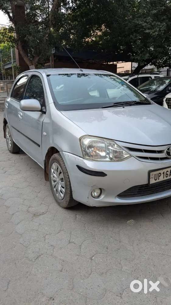Toyota Etios Liva 2011 Petrol Well Maintained
