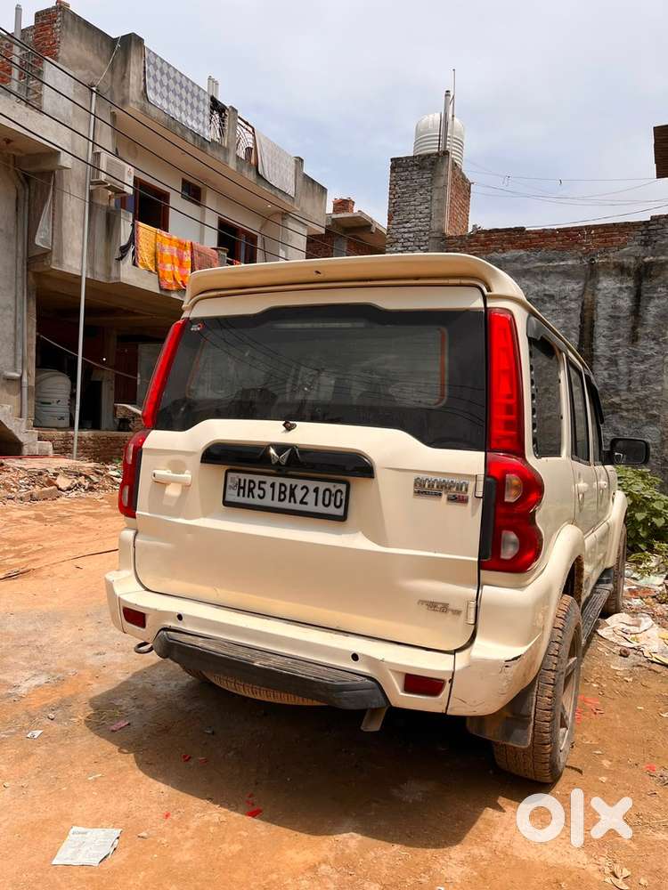 Mahindra Scorpio Diesel 2016