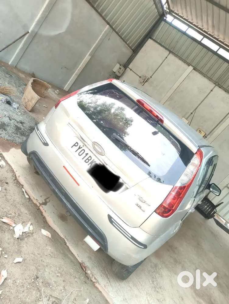 Ford Figo Diesel Zxi 2011