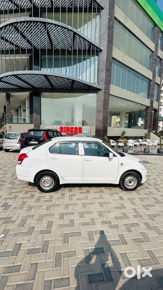 Maruti Suzuki Swift Dzire Ldi Optional, 2016, Diesel
