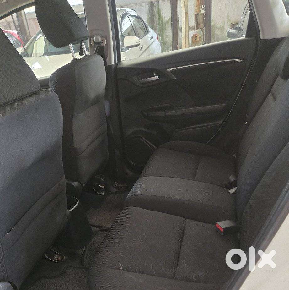 Honda Jazz V Mt Privilege, 2017, Petrol