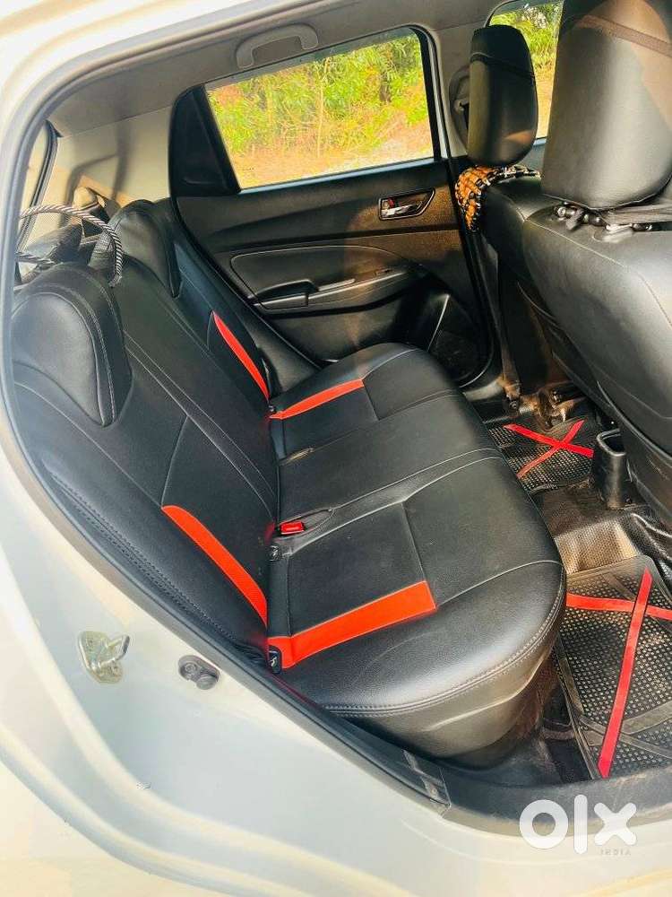 Maruti Suzuki Swift Vxi + Manual, 2018, Petrol