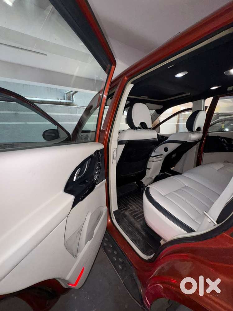 Mahindra Xuv500 2015 Year