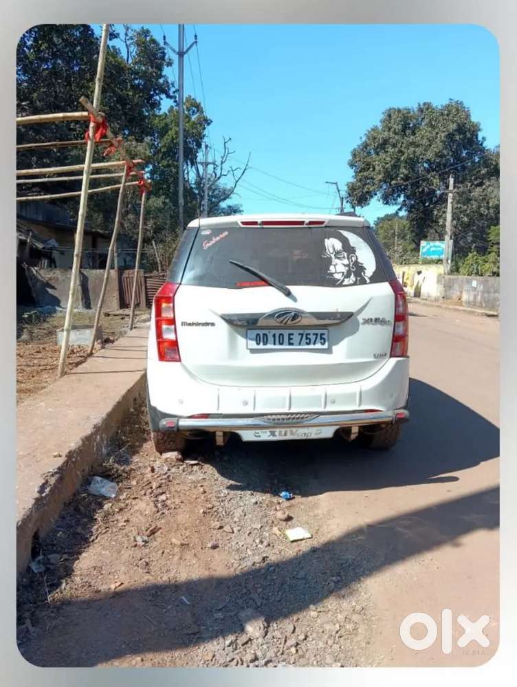 Mahindra Xuv  Model W10