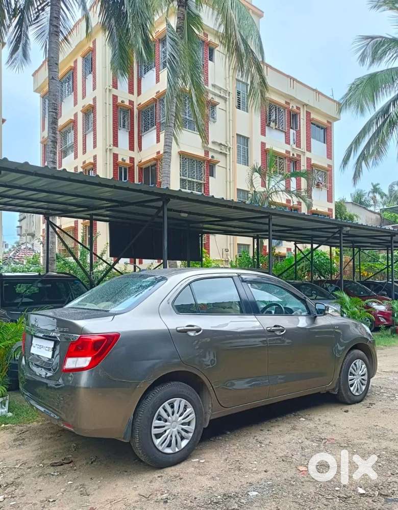 Maruti Suzuki Swift Dzire 1.3 Vxi, 2017, Petrol