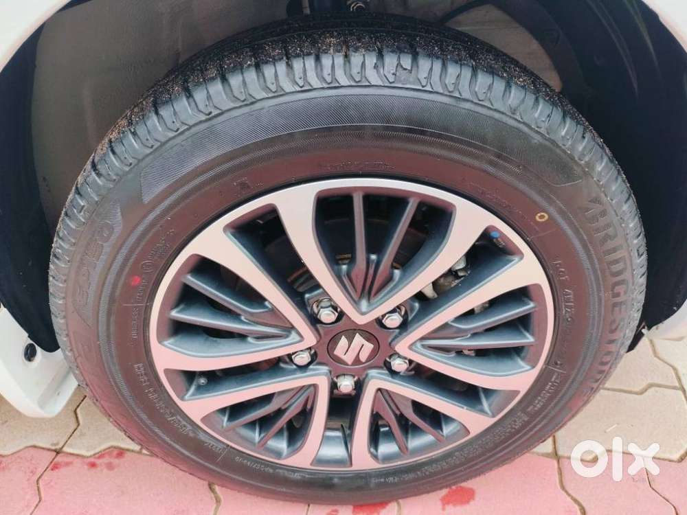 Maruti Suzuki Ertiga 1.5 Zxi, 2023, Petrol