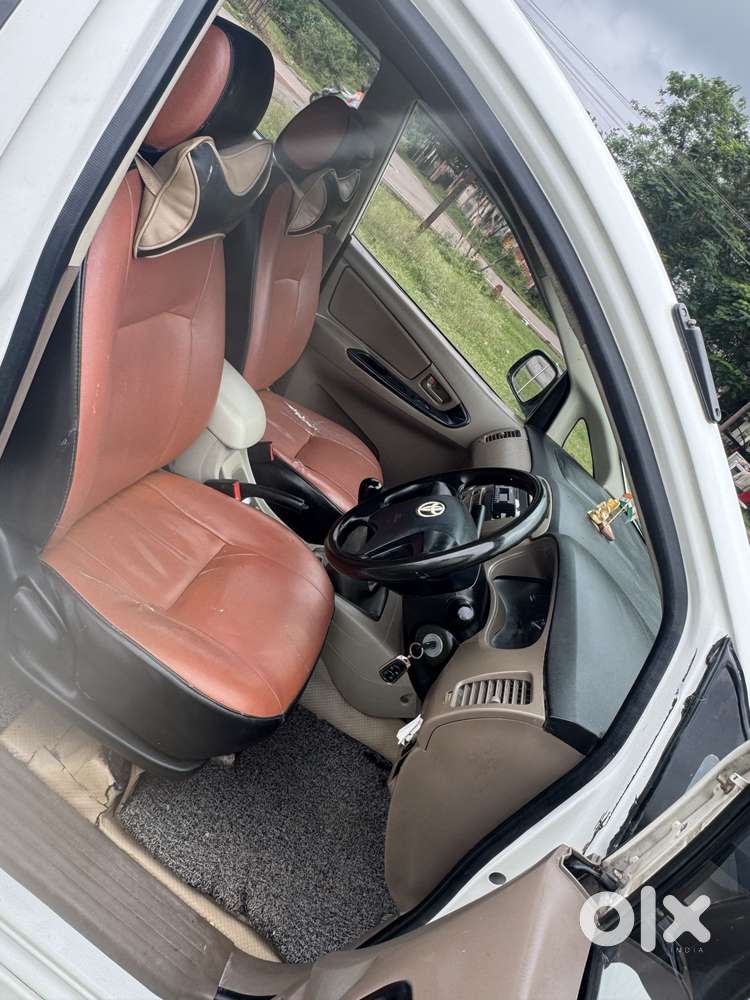 Toyota Innova 2.5 G (diesel) 8 Seater, 2016, Diesel