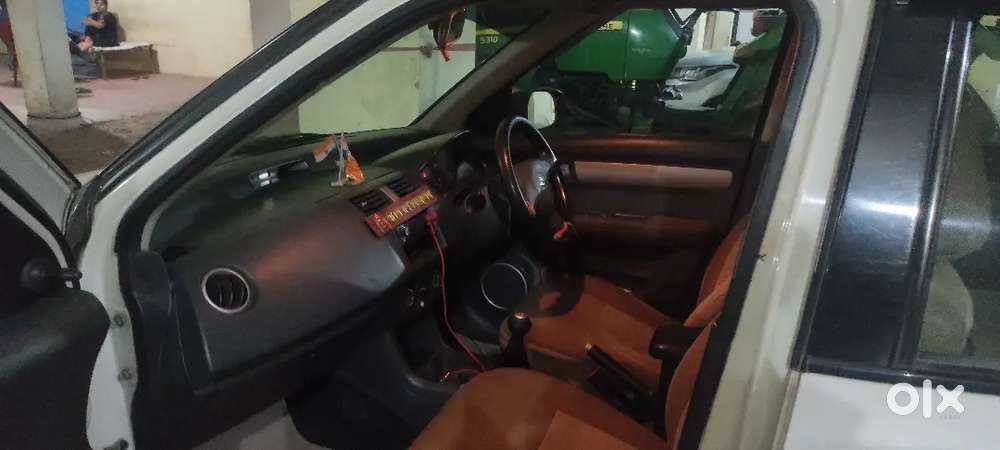 Maruti Suzuki Swift 2010
