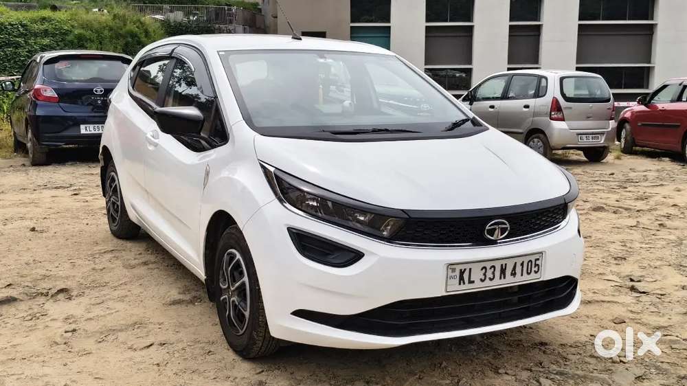 Tata Altroz 1.2 Petrol 2021