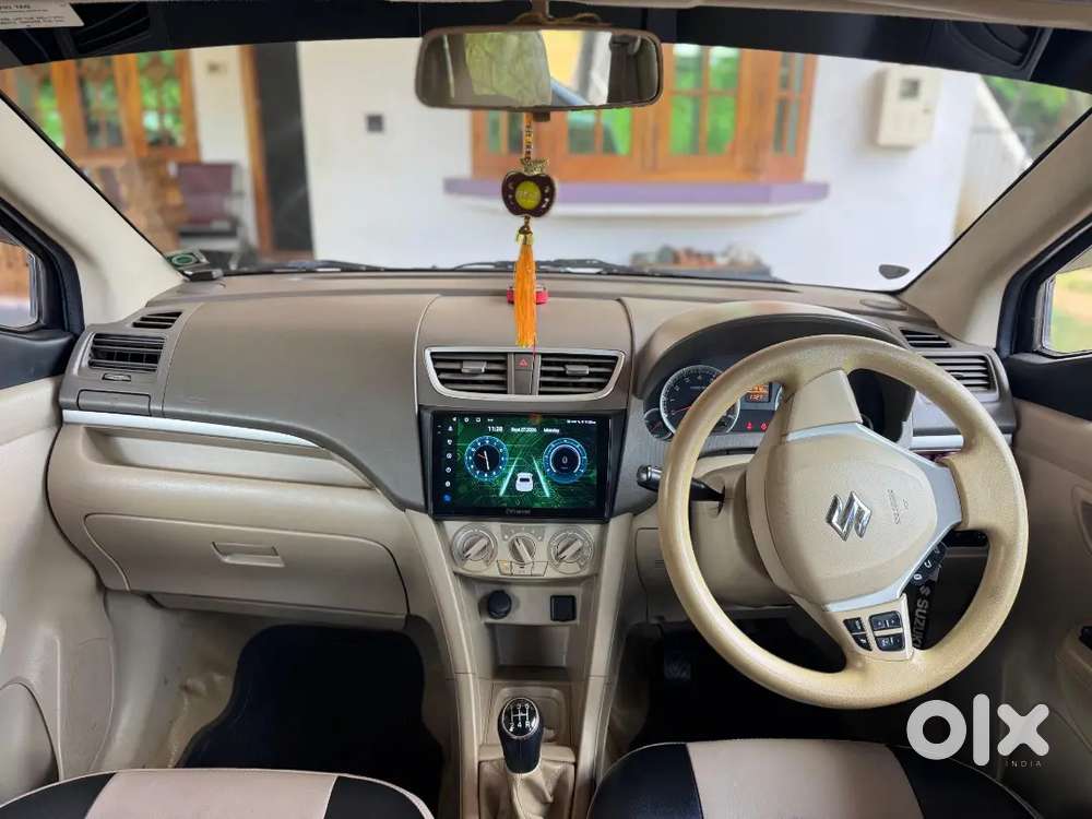 Maruti Suzuki Ertiga Vxi 2016