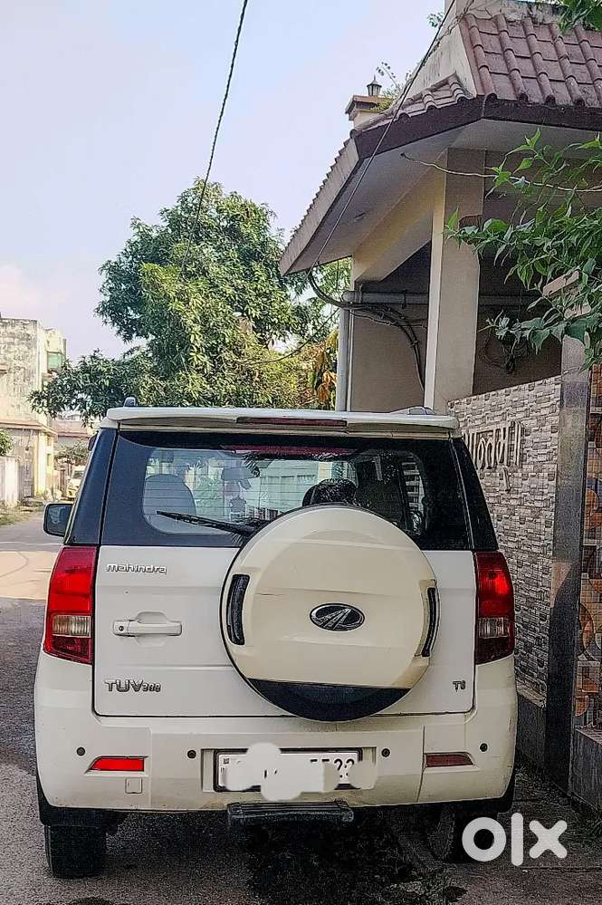 Mahindra Tuv 300 2016