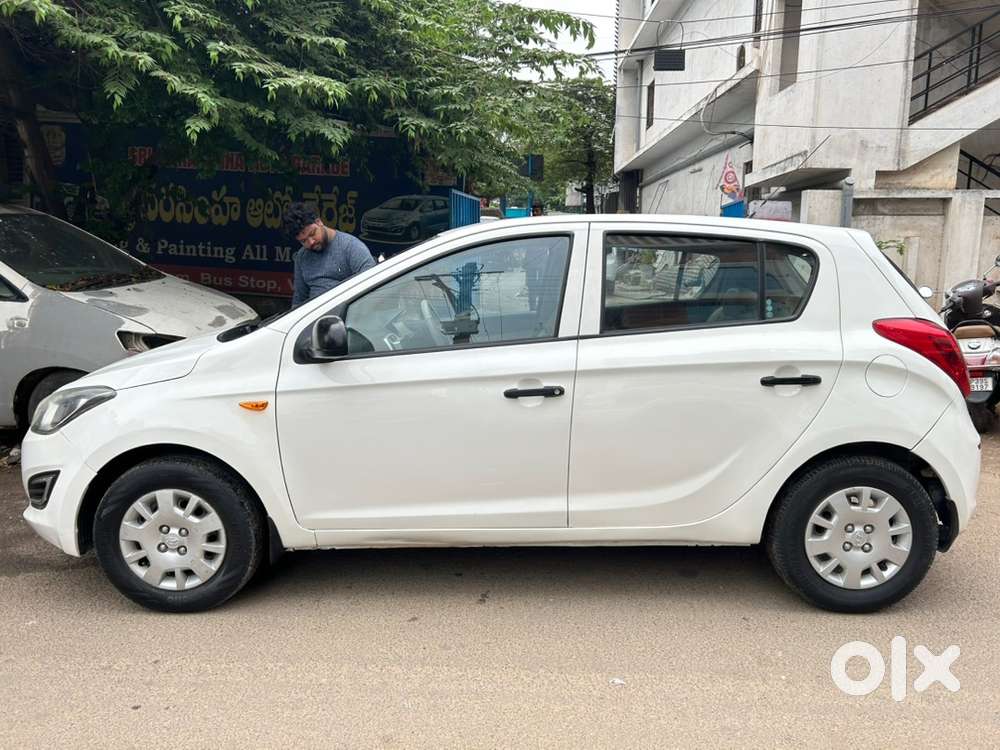 Hyundai Petrol Manual 2013 Car