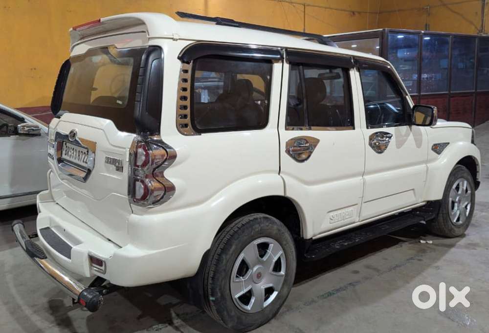 Mahindra Scorpio S4, 2016, Diesel