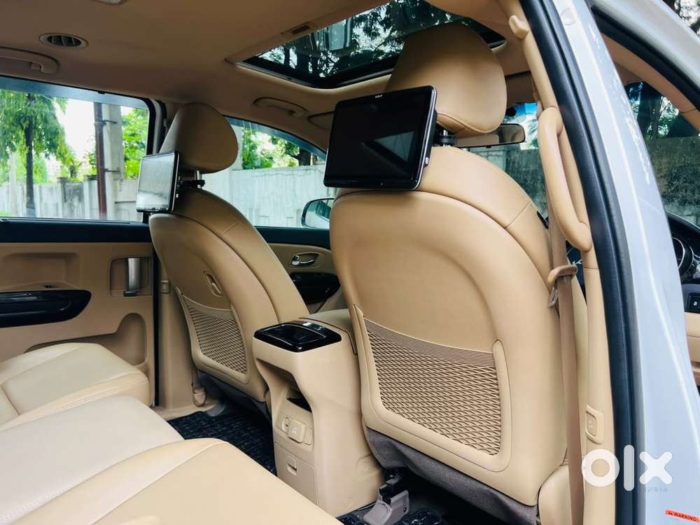 Kia Carnival Prestige, 2022, Diesel