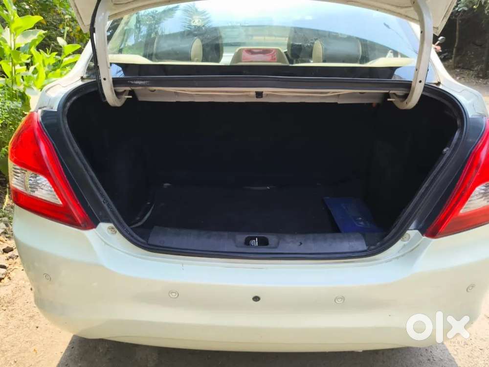 Maruti Suzuki Swift Dzire 1.3 Vxi, 2016, Petrol