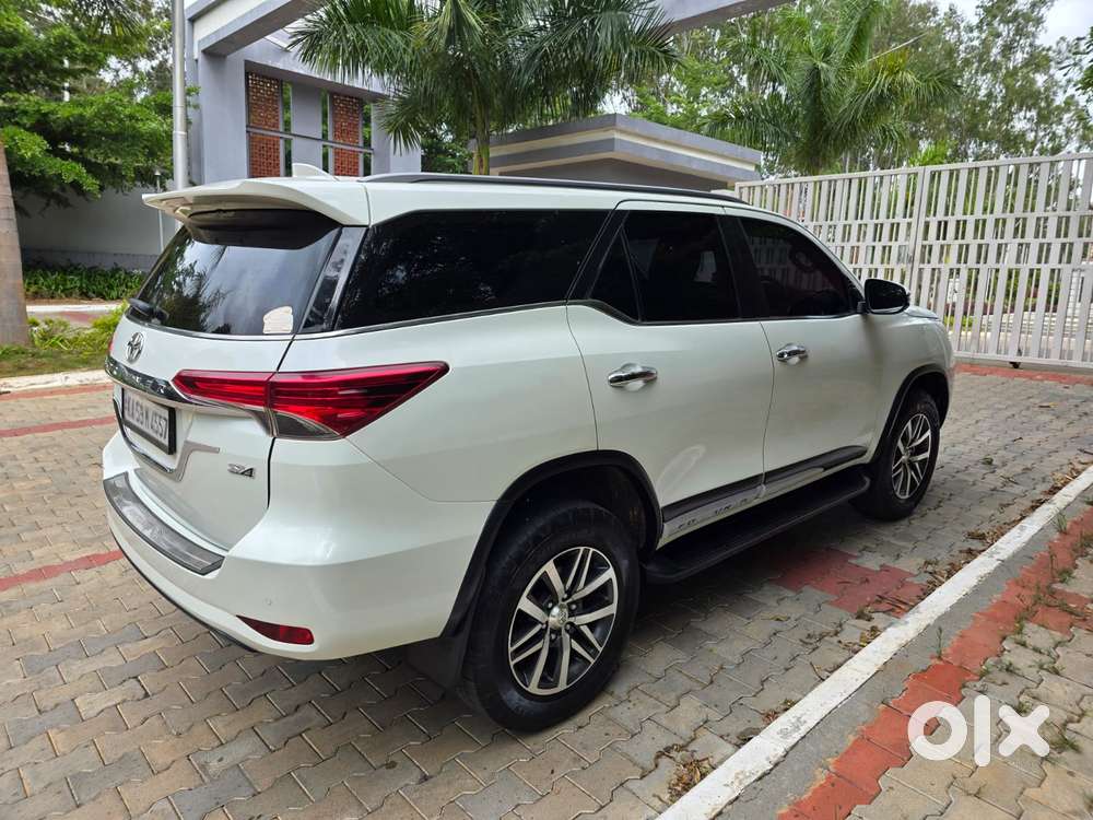 Toyota Fortuner 4x4 Mt 2.8 Diesel, 2020, Diesel