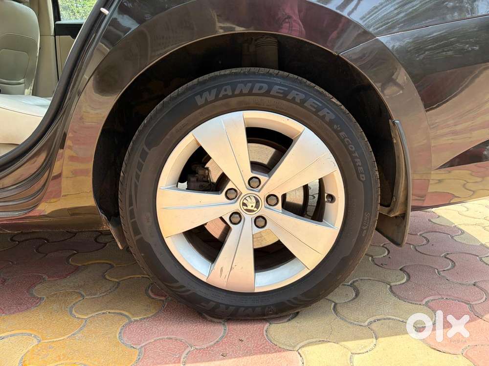 Skoda Superb Style 2.0 Tdi At, 2018, Diesel