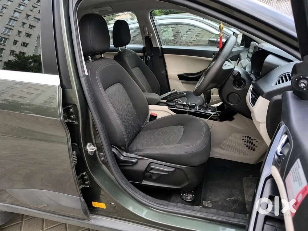 Tata Nexon 1.2 Revotron XZA Plus, 2022, Petrol