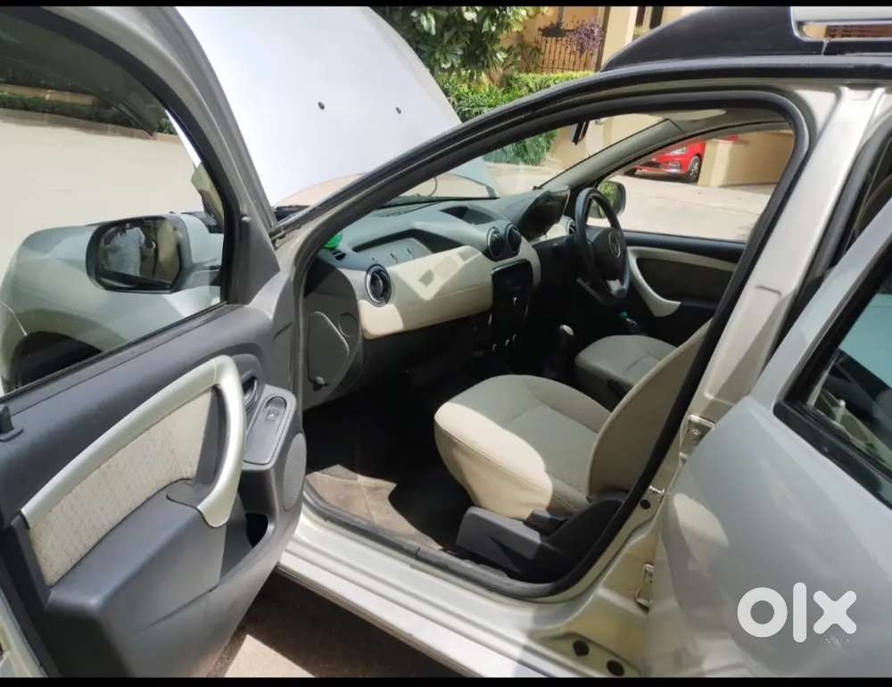 Renault Duster 2014 Petrol 65900 Km