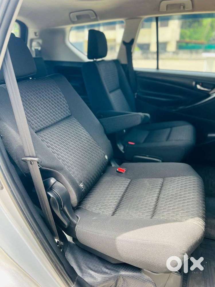 Toyota Innova Crysta 2.4 Gx Limited Edition 7 Str, 2022, Diesel