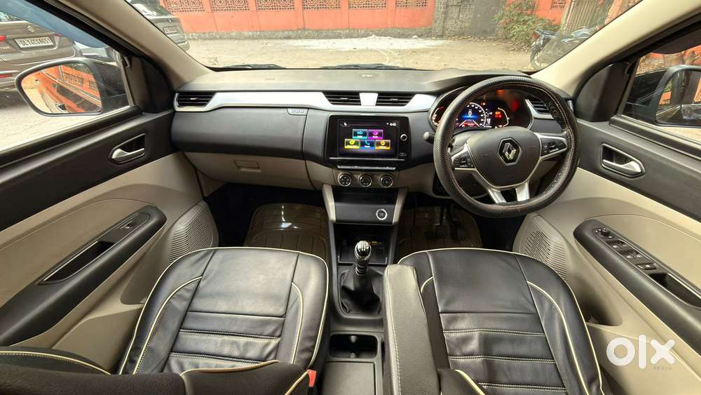 Renault Triber Rxz, 2024, Petrol