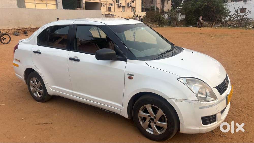 Maruti Suzuki Swift Dzire Tour Ldi, 2015, Diesel