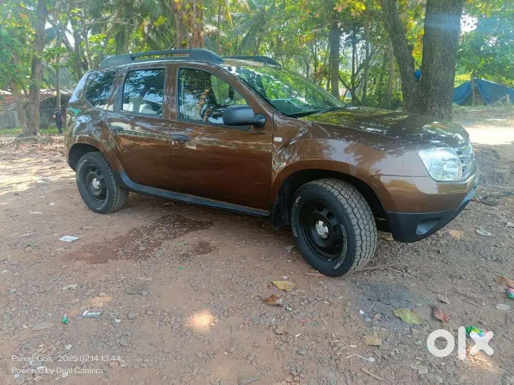Renault Duster 2015 Petrol Well Maintained