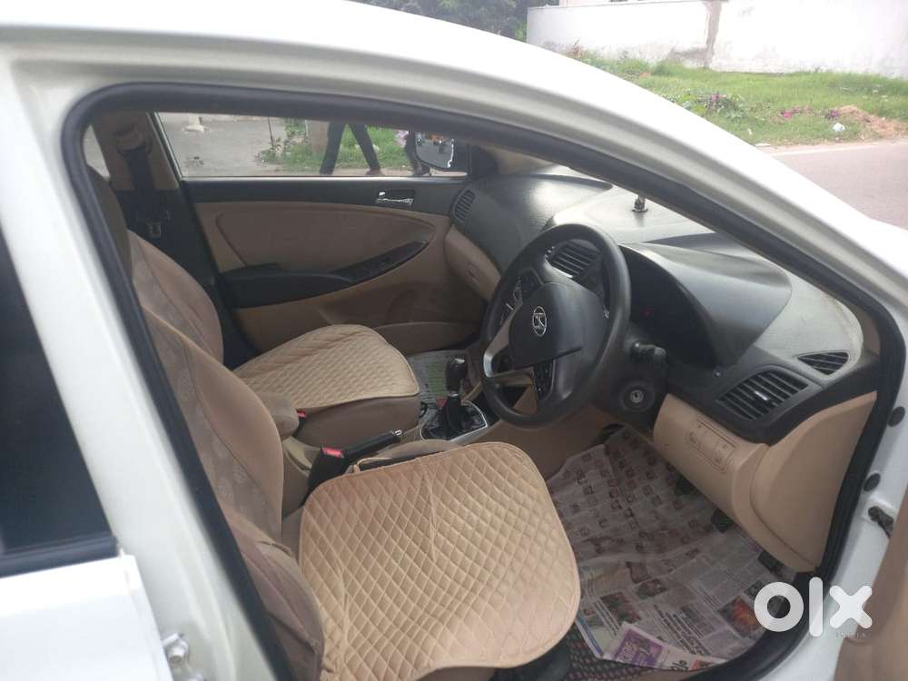 Hyundai Verna Crdi Vgt Sx 1.5, 2012, Diesel