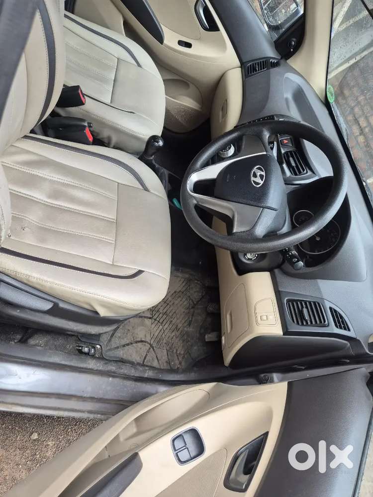 Hyundai Eon Sportz 2013 Airbag.  A Car  Purchased From Spinny,