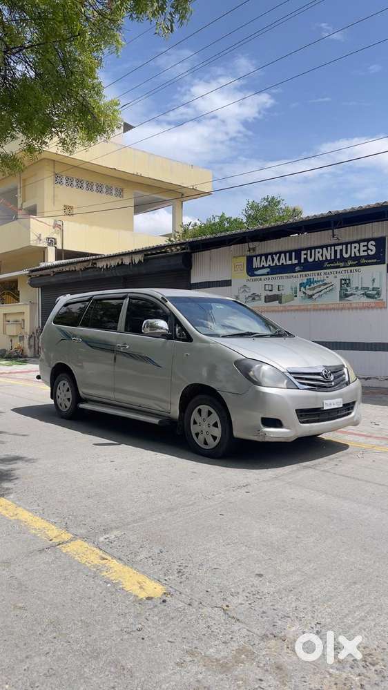 Toyota Innova 2.5 Z Diesel 7 Seater, 2009, Diesel