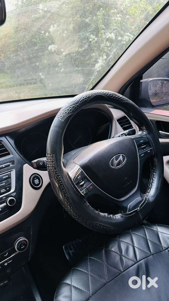 Hyundai Elite I20 Sportz (o) 1.4, 2015, Diesel
