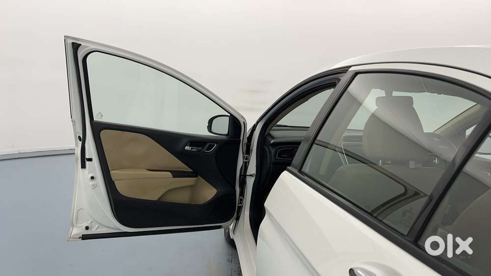 Honda City I-vtec Cvt V, 2018, Petrol