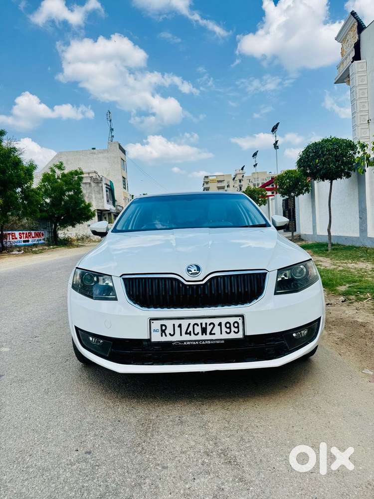 Skoda Octavia Elegance 2.0 Tdi At, 2013, Diesel