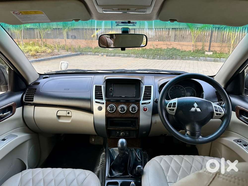 Mitsubishi Pajero Sport Anniversary Edition, 2014, Diesel