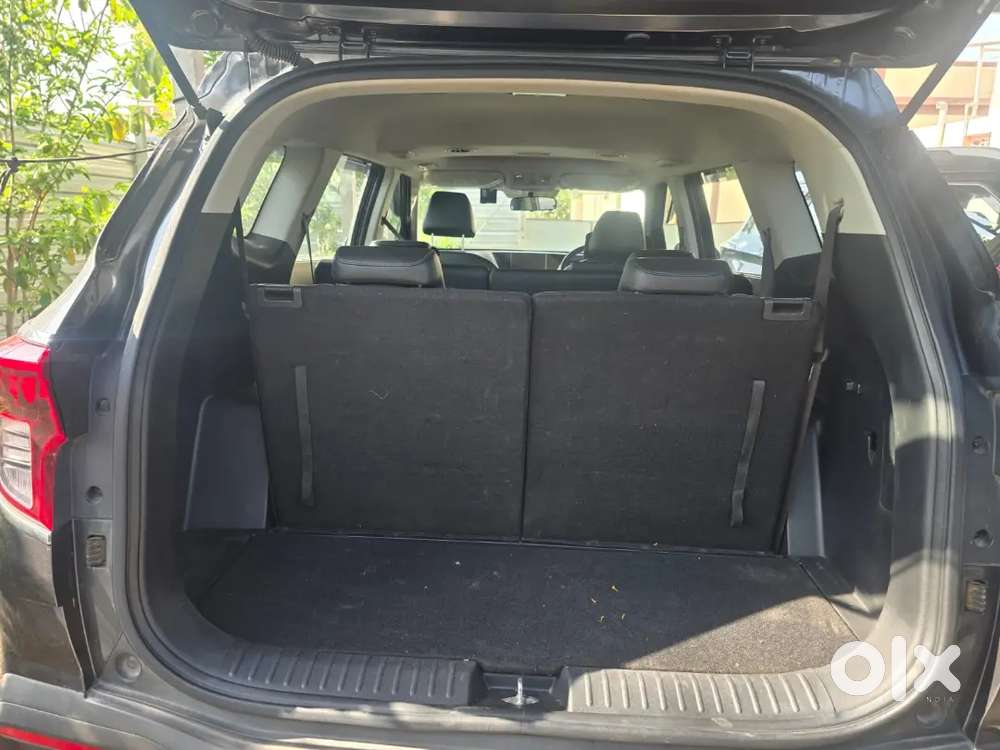 Kia Carens 2025 Petrol 51000 Km Driven