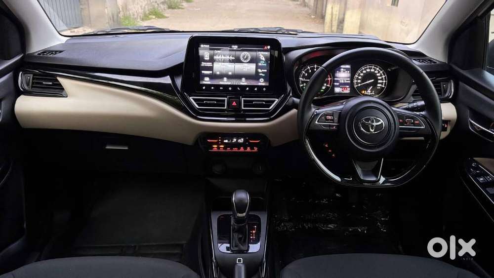 Toyota Glanza, 2025, Petrol