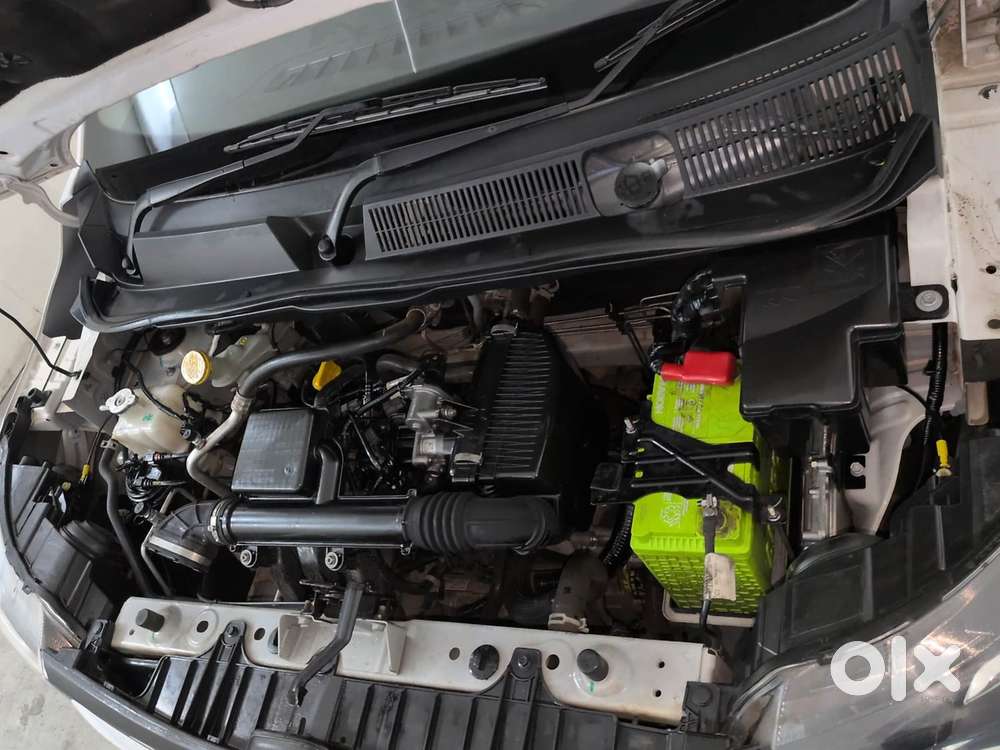 Renault Triber Rxz Easy-r Amt, 2022, Petrol