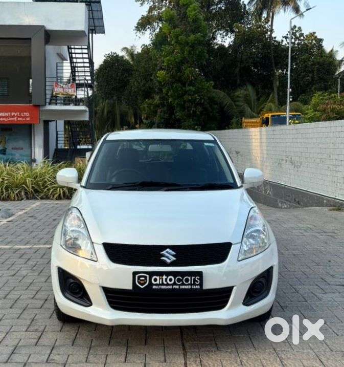 Maruti Suzuki Swift Lxi Optional-o, 2015, Petrol