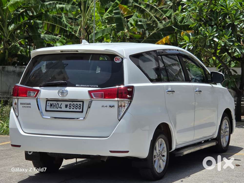 Toyota Innova Crysta 2.4 V 8 Str, 2019, Diesel