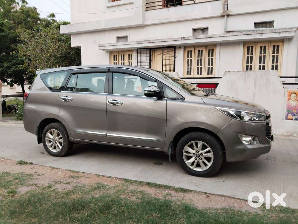 Toyota Innova Crysta 2.4 G Mt, 2017, Diesel