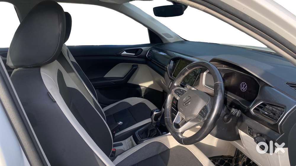 Volkswagen Taigun 1.0 Tsi Topline At, 2022, Petrol